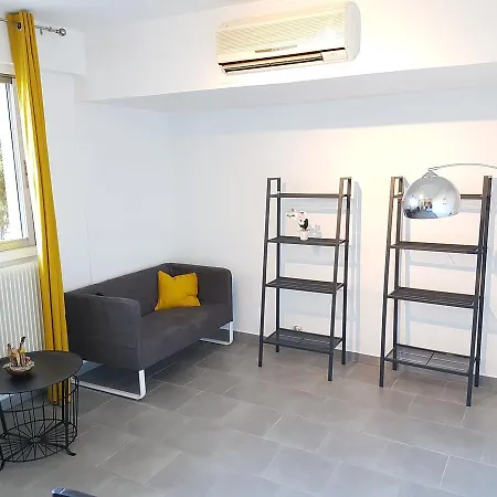 Sunny Flat Vacancy アンティーブ
