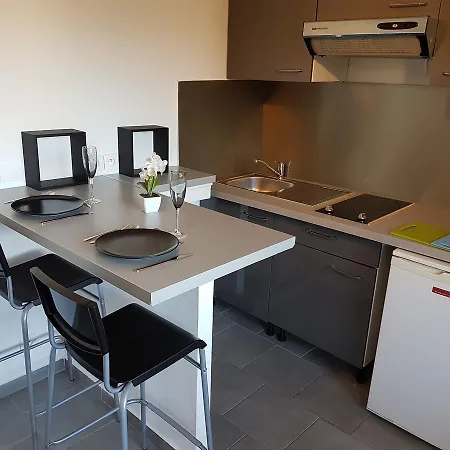 Sunny Flat Vacancy Appartement